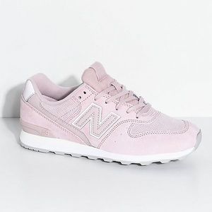New Balance 696 Suede Pink , 6.5